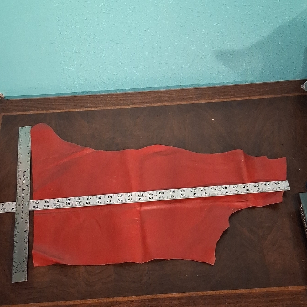 Red and Pink Leather Crafting Pieces 3262 - Picture 2 of 6